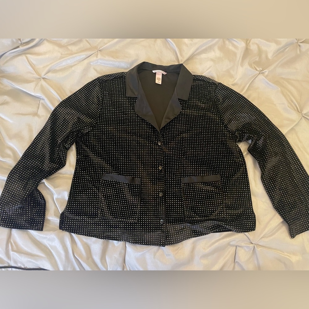 Black sparkle Victoria’s Secret pajama top/jacket size medium